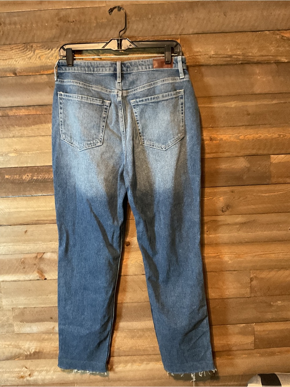 Hollister Ultra High Rise Mom Jeans Women’s Size 11 NWT - Picture 2 of 2